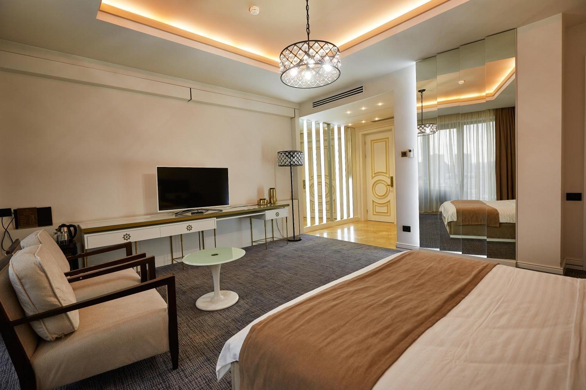 Aghababyan'S Hotel Jerevan Pokoj fotografie A room at the hotel