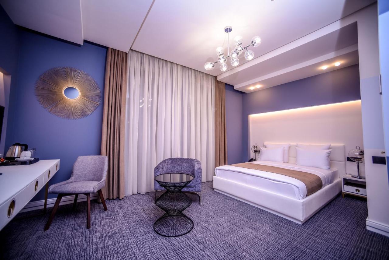 Aghababyan'S Hotel Jerevan Exteriér fotografie Deluxe room