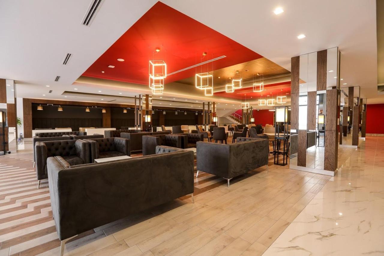 Aghababyan'S Hotel Jerevan Exteriér fotografie The lounge at the airport